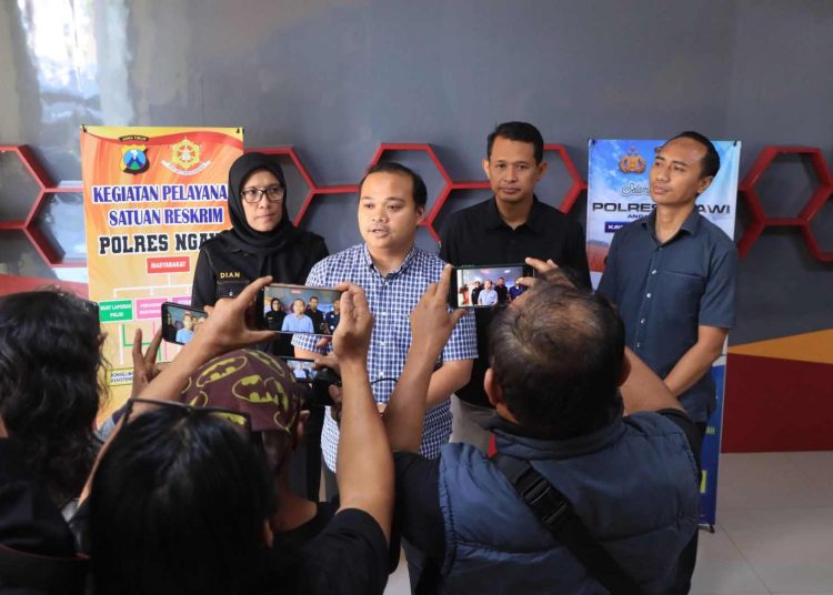 Polisi Ungkap Rangkaian Pembobolan Minimarket di Ngawi, Terduga Pelaku Tewas Terjatuh dari Atap