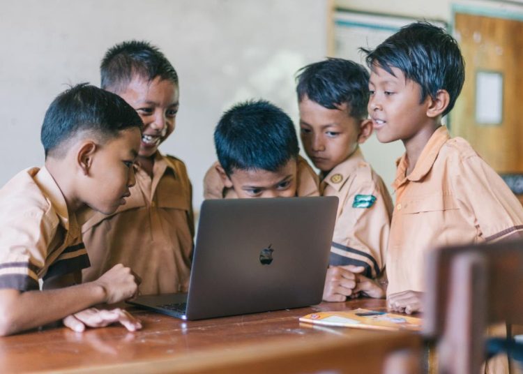 Antisipasi Abu Vulkanik, DKI Jakarta Terapkan PJJ Mulai 7 September