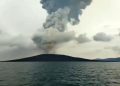 Gunung Anak Krakatau Kembali Erupsi, Warga dan Wisatawan Diminta Waspada