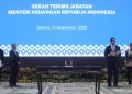 Purbaya Ogah Pidato Panjang Saat Sertijab, “Sekarang Saya Serahkan ke Pak Suahasil”