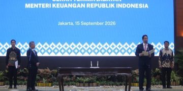 Purbaya Ogah Pidato Panjang Saat Sertijab, “Sekarang Saya Serahkan ke Pak Suahasil”