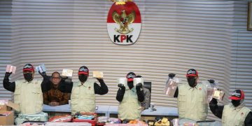 KPK Sita Rp106,3 Miliar dalam Kasus Suap HGB BPN Bogor, Uang Disimpan di Koper Merah