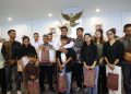 Mentan Amran Beri Santunan Rp300 Juta untuk Keluarga ASN yang Gugur di Papua Pegunungan