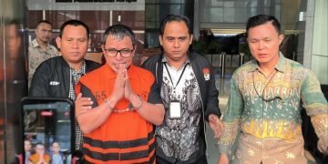 KPK Tahan Bupati Bolmut Sirajudin Lasena Usai OTT