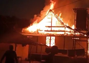 Empat Bangunan Perajin Tempe di Ngawi Ludes Terbakar, Motor dan Sapi Berhasil Diselamatkan