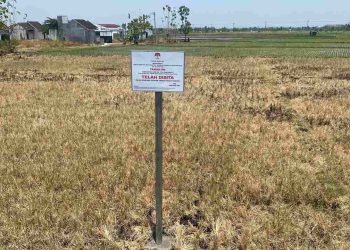 KPK Sita Sawah 1.938 Meter Persegi di Ngawi, Pasang Papan Penyitaan