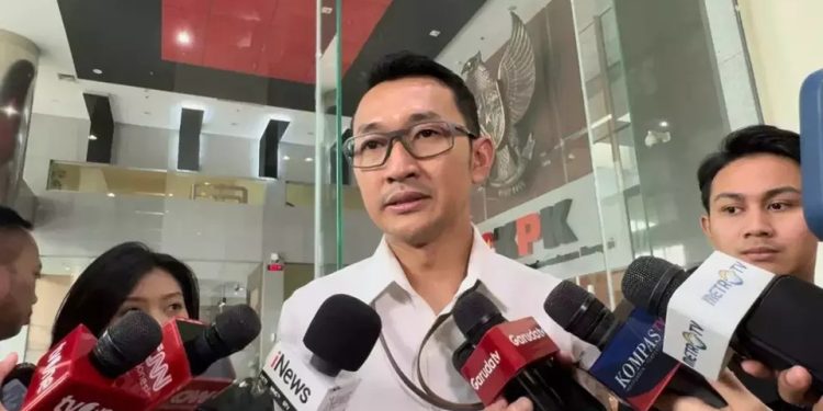 KPK Sita Uang Ratusan Juta dari Penggeledahan Kanwil BPN Jawa Timur
