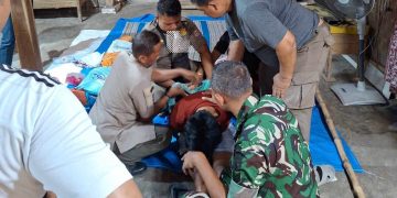 Bawa Sajam dan Diduga Aniaya Ibu, Pria di Ngawi Dievakuasi Satpol PP