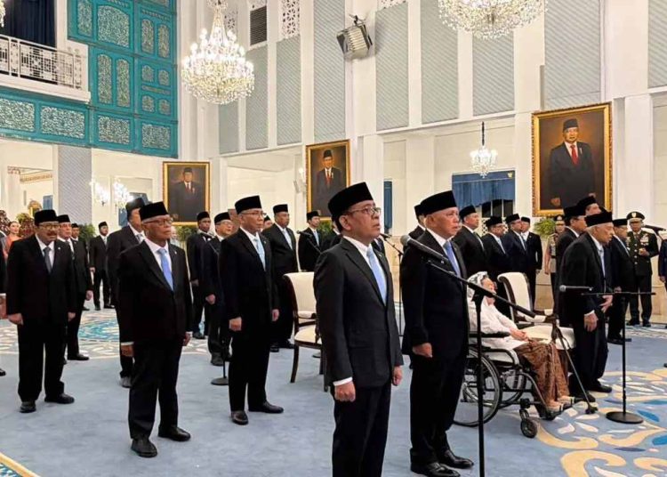 Prabowo Lantik 26 Anggota Wantimpres, Pratikno Jadi Ketua