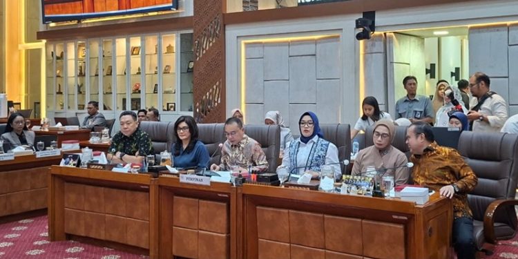 DPR dan Pemerintah Rampungkan Pembahasan Tingkat I RUU Pelindungan Ketenagakerjaan