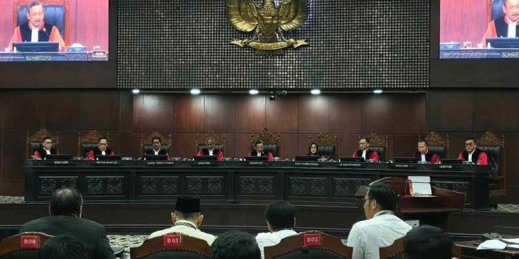 MK Nyatakan Gugatan Syarat Pendidikan Gibran Tak Dapat Diterima