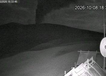 Gunung Anak Krakatau Erupsi, Status Waspada: Warga Diminta Tak Mendekat dalam Radius 2 Kilometer
