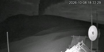 Gunung Anak Krakatau Erupsi, Status Waspada: Warga Diminta Tak Mendekat dalam Radius 2 Kilometer