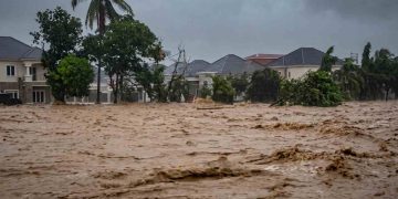 Update, Banjir Padang Berdampak pada 498 Jiwa, 238 Warga Dievakuasi dan 120 Rumah Terendam
