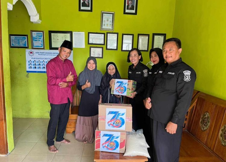 HUT Humas Polri ke-75, Sihumas Polres Madiun Salurkan Sembako ke Panti Asuhan Lentera Hati