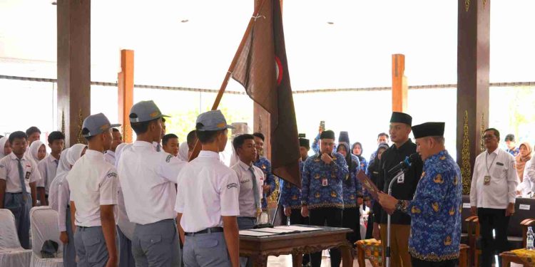 Bupati Wonogiri Kukuhkan Ketua OSIS dari 33 Sekolah pada Hari Sumpah Pemuda